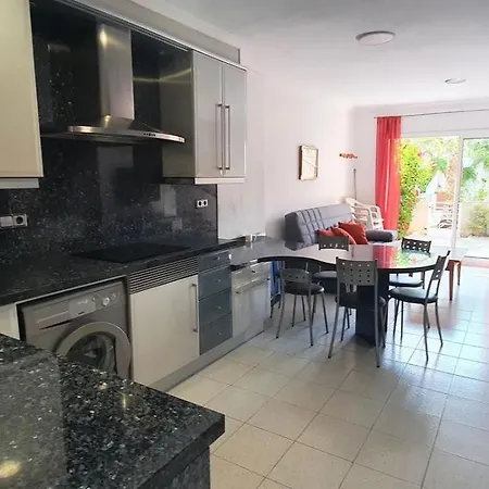 Duplex Con Terraza Y Parking Cambrils