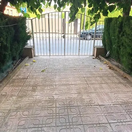 Duplex Con Terraza Y Parking *