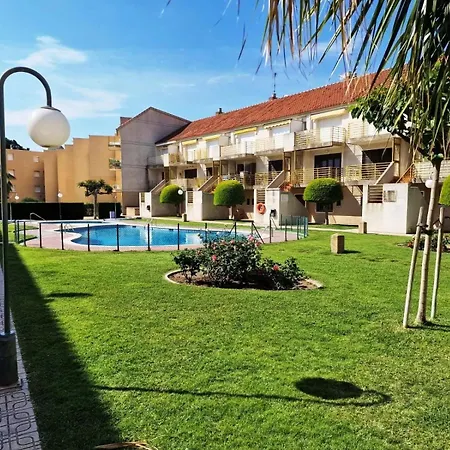 Duplex Con Terraza Y Parking Cambrils